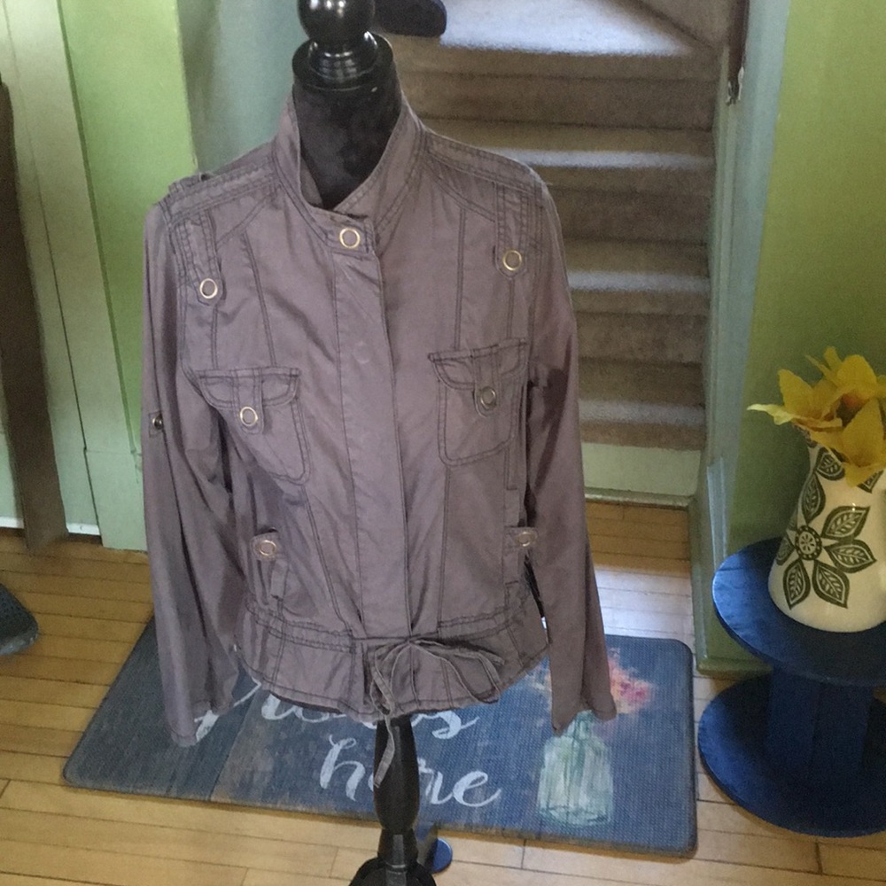 Light Gray Jacket   Ties at Waist Super Cute